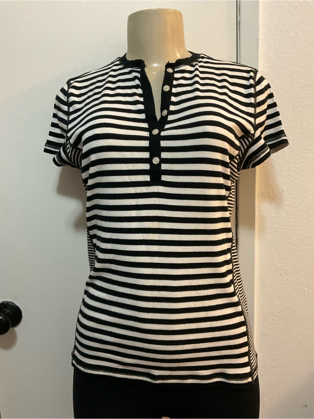 American Living women’s Black and White Striped Short Sleeve Henley Top size M